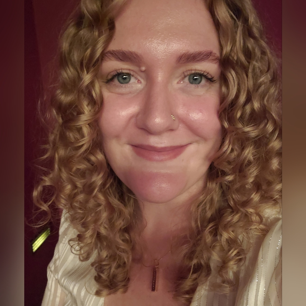 Meet your Posher, Abigail